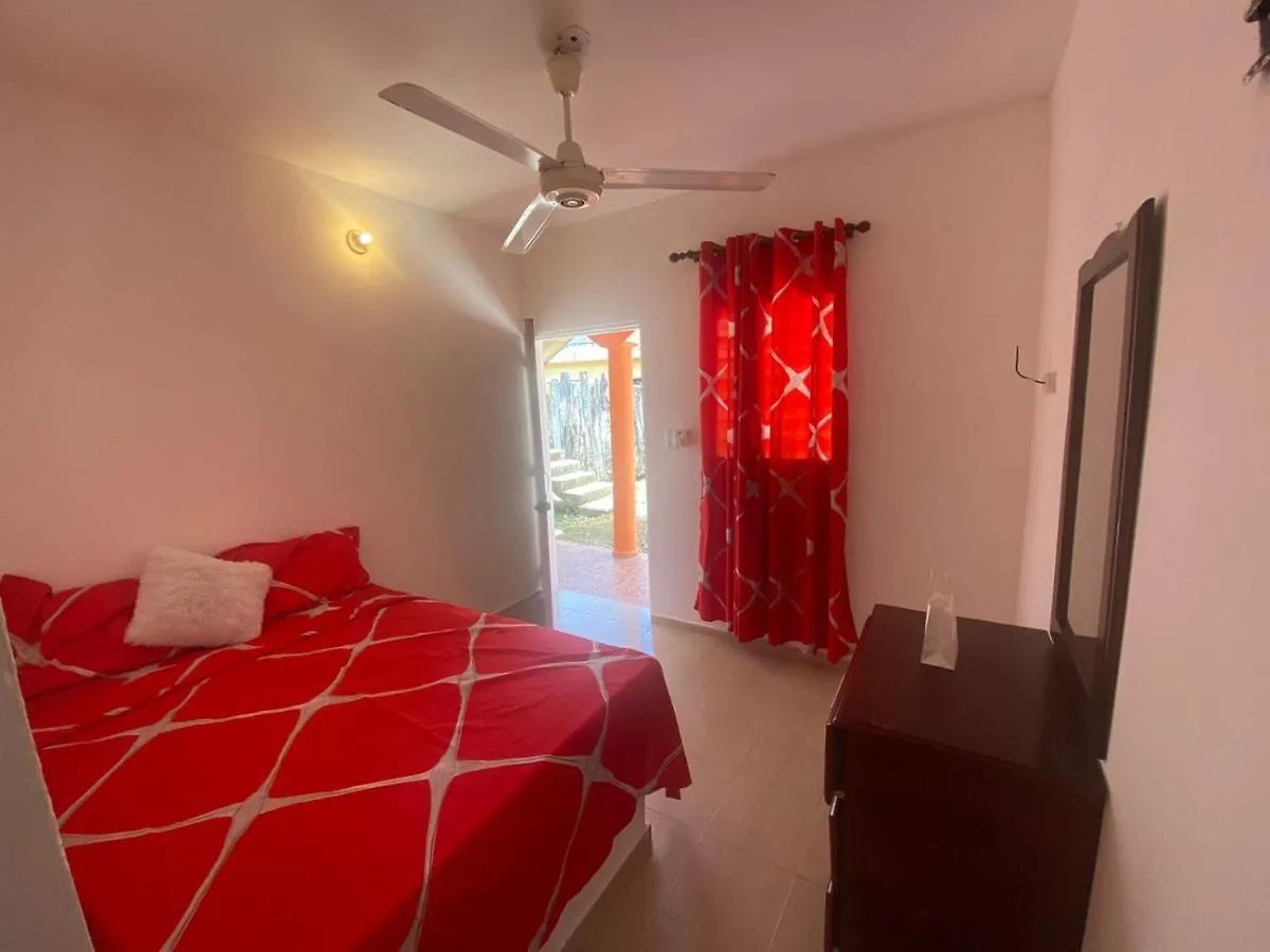 Hotel El Escondite Las Terrenas Homestay